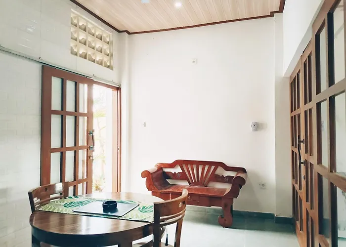 Guest house Firdaus 3*